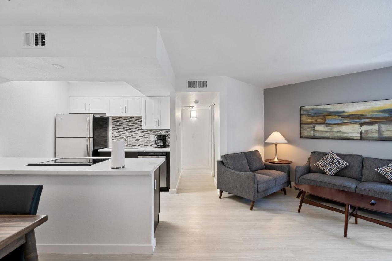Newly Renovated 2Br Apartment W Pool By Stay Gia フェニックス エクステリア 写真